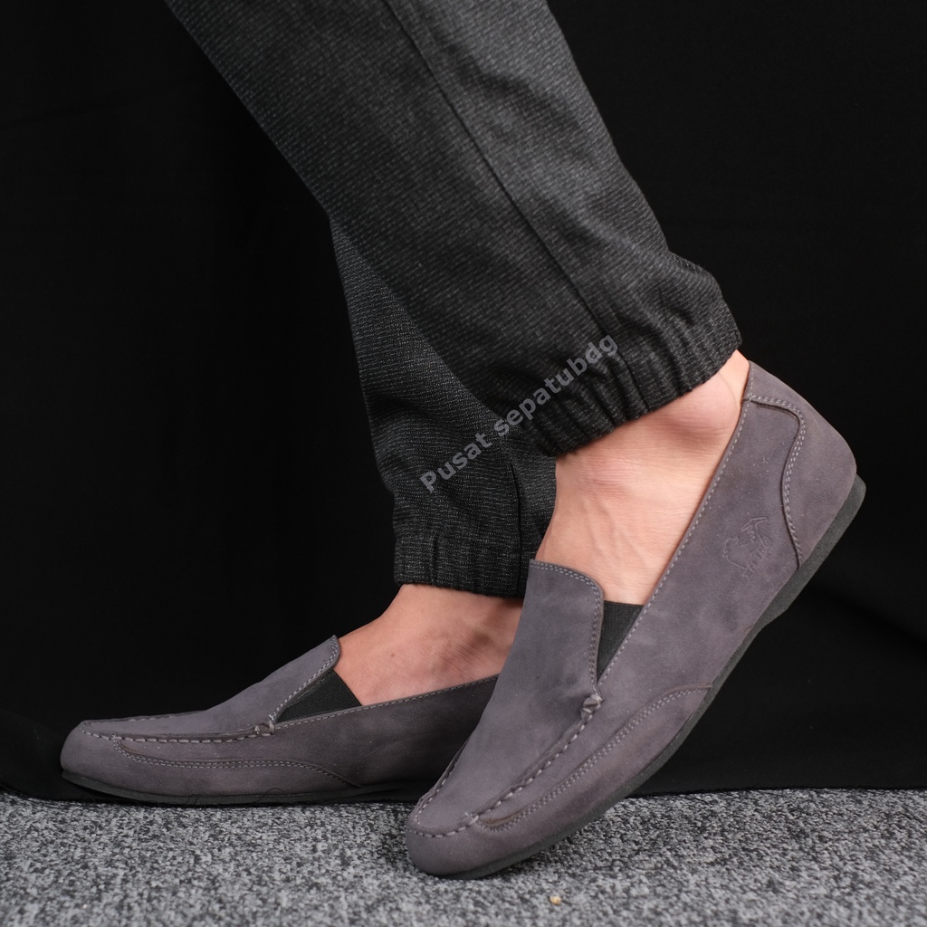 Sepatu Slip On Pria Casual Kekinian Trend 2021 / Sepatu Kasual Pria Slop