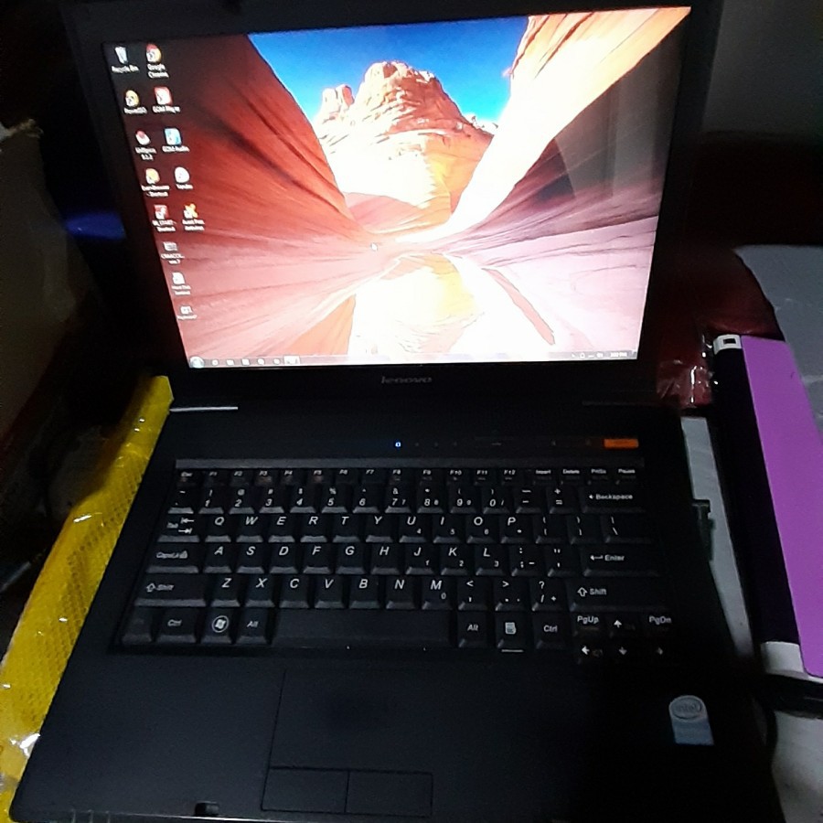 LENOVO G410 Pentium T2350 RAM2GB HDD500GB Win7 Second