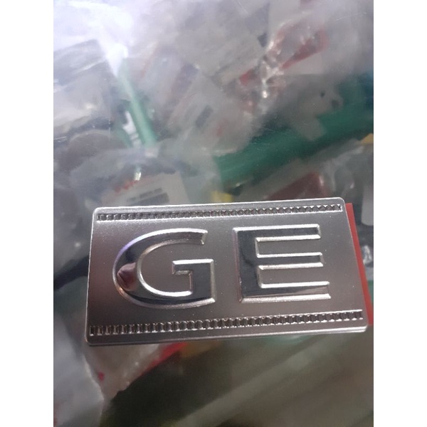 emblem pintu bagasi GE suzuki apv