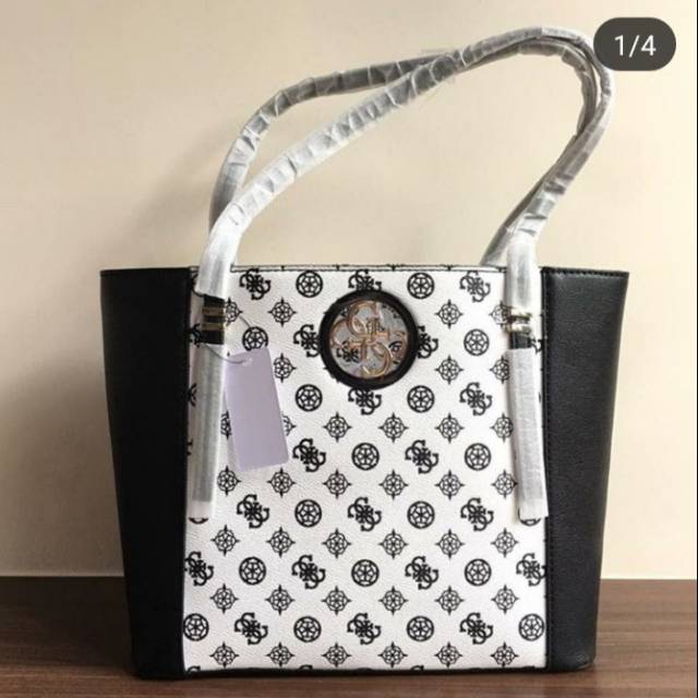 Guess Open Road Tote Bag