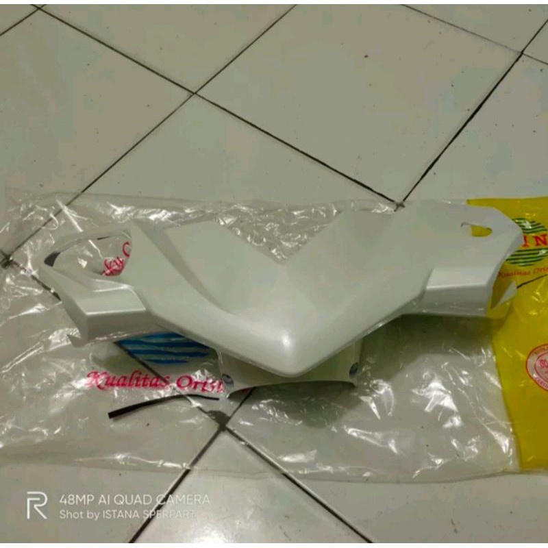 batok depan honda beat karbu lama 2008 - 2012 KVY non original warna putih