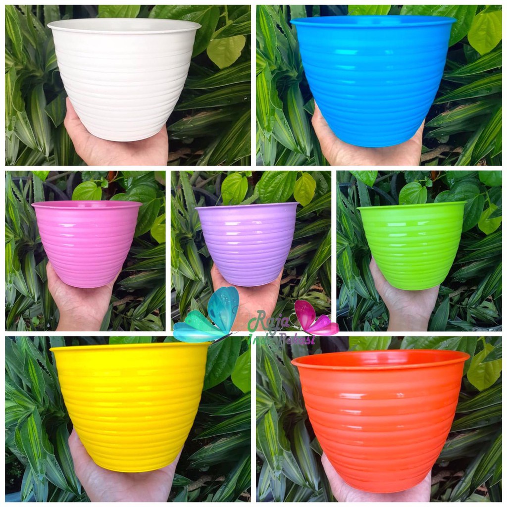 Pot Princess 17 Putih Diameter 15 Cm Motif Tawon MDN 15 Pot Bunga Plastik 15CM Bunga Lidah Mertua