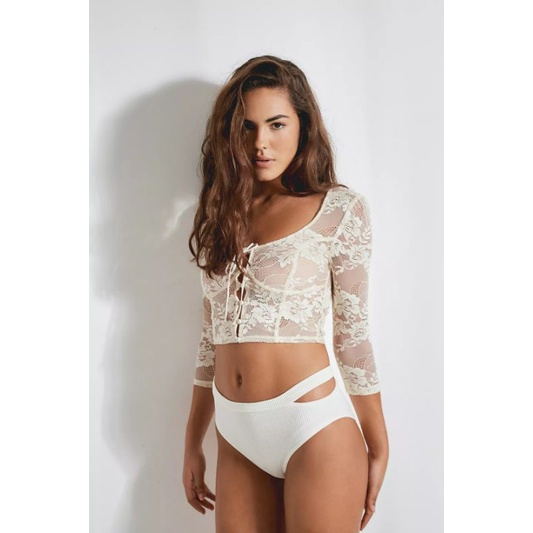URBAN OUTFITTERS LACE TOP