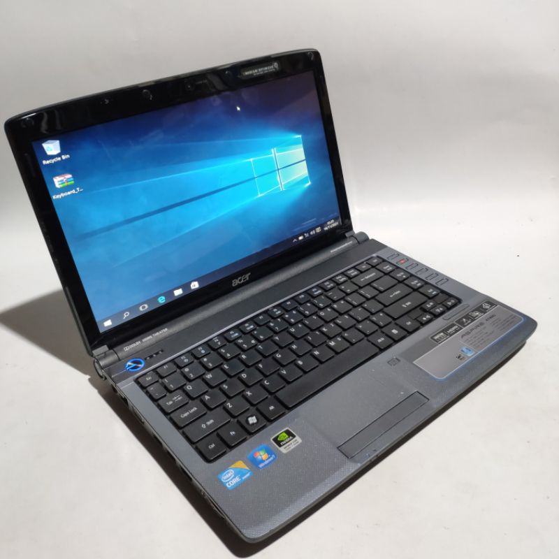 laptop gaming acer aspire 4740G - vga Nvidia GeForce - core i5 - ram 8gb - ssd 256gb