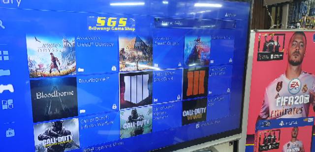 Ps4 PS 4 playstation 4 slim PRE OWNED segel sony 1 terra free game