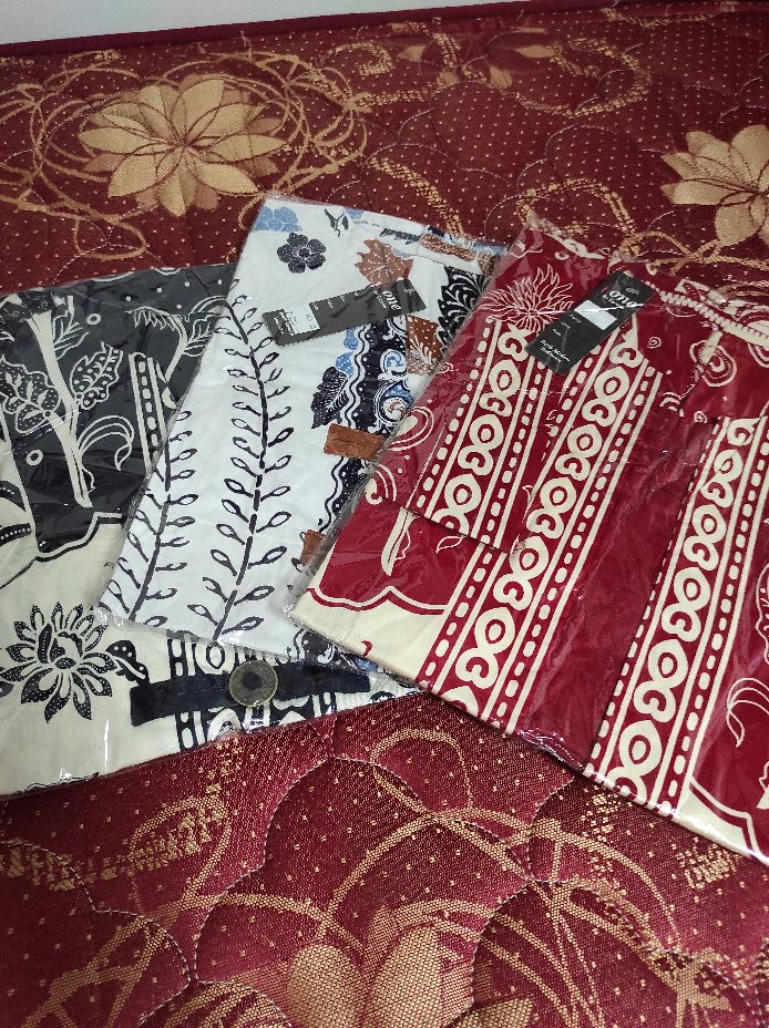 Hety Blouse  - Atasan Batik Wanita  -  242 Ht