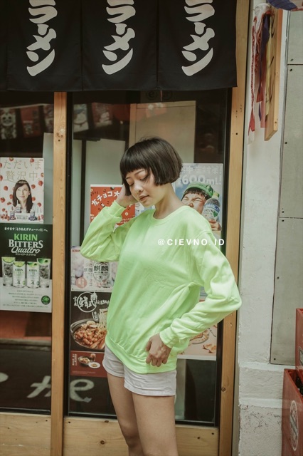 B.SWEATER NEON POLOS Size M - XXXL