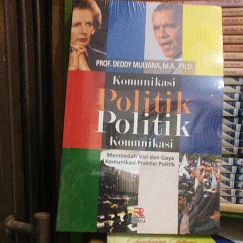 komunikasi politik politik komunikasi