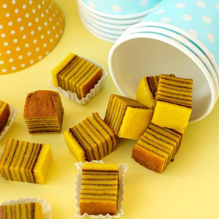 

Best Seller 0960G Gold Box - Butter Layer Cake - Lapis Legit 90