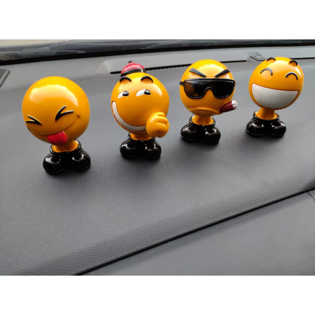 3D Emoticon Figure Kepala Goyang Dashboard Pajangan Hiasan Mobil