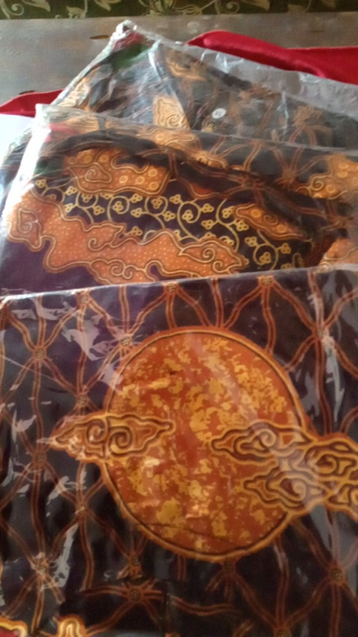 Maura Couple Sania Ruffle Batik Couple Ori Ndoro Jowi Mega Mendung Garansi Termurah Shopee Bcp