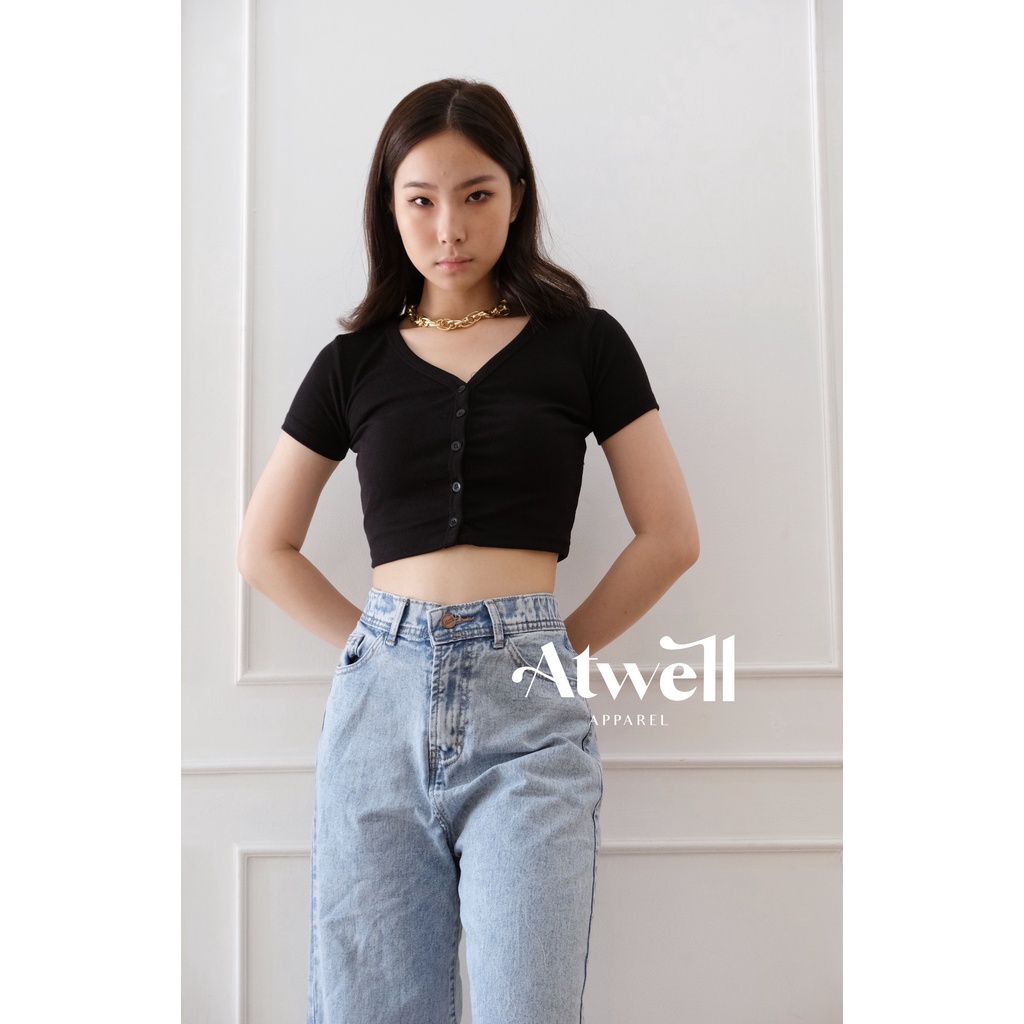 Tavi Basic Button Down Crop Top