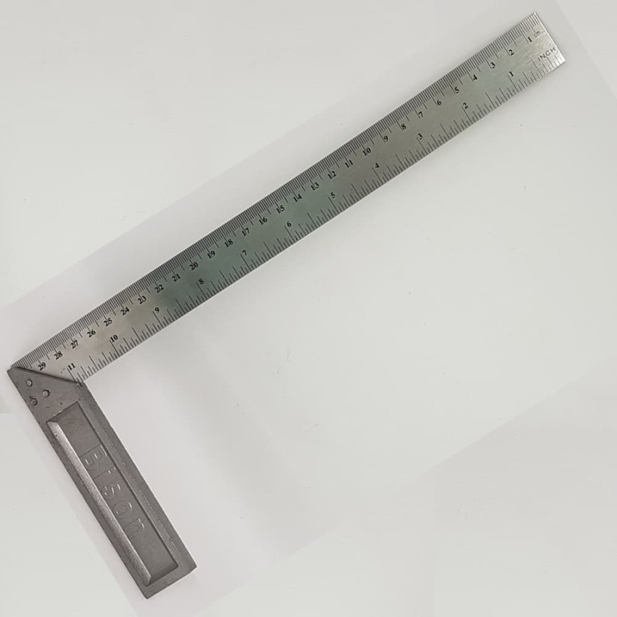

SIKU METER TUKANG 12 INCH ATS - PENGGARIS BESI SUDUT 30 CM