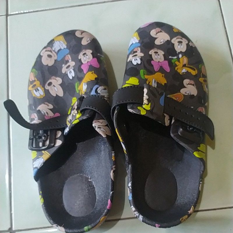 tawana disney 36/37 warna hitam sisa 1
