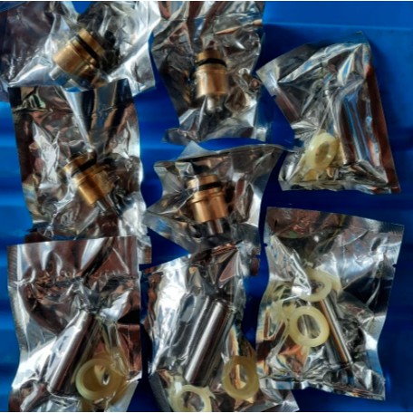 Piston pilot valve track sk200-8 SK 200-8 KOBELCO HARGA 4set 4 SET