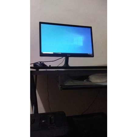 Monitor LG 22 inch