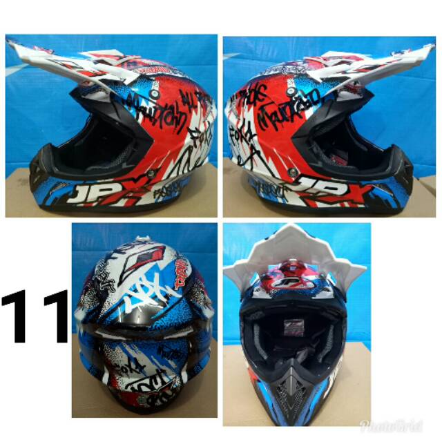 Helm cross JPX 011 MOTIF