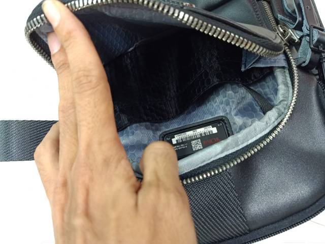 Tumi alpha bravo Barksdale crossbody Full Leather