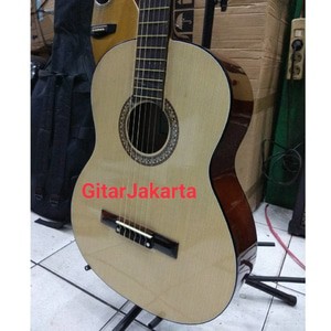 Gitar Classic Merk Yamaha Tipe C315 Warna Natural Senar Nylon Klasik Trusrod Buat Pemula Belajar