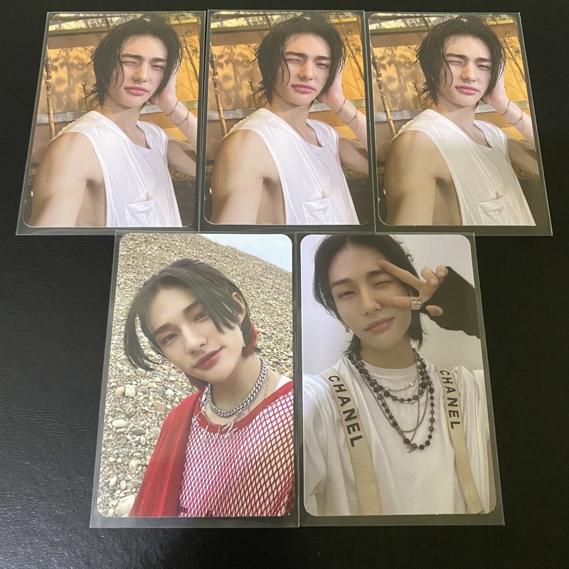 noeasy hyunjin doubleside hyunjin merah hyunjin chanel