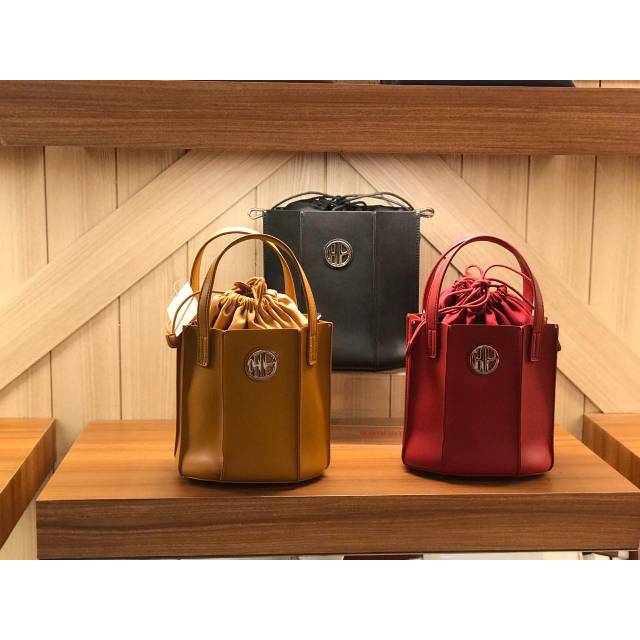 Adley Bucket Hush Puppies