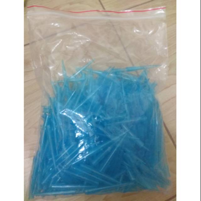 

Blue Tip Gilson Penampung Sementara Dari Cairan Yang Akan Dipindahkan Ke Alat Lab Lainnya