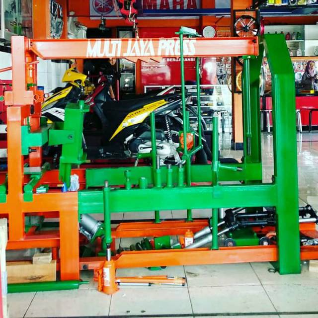 Alat Press casis fork segitiga as pelek velg MULTIFUNGSI MULTIJAYA PRESS