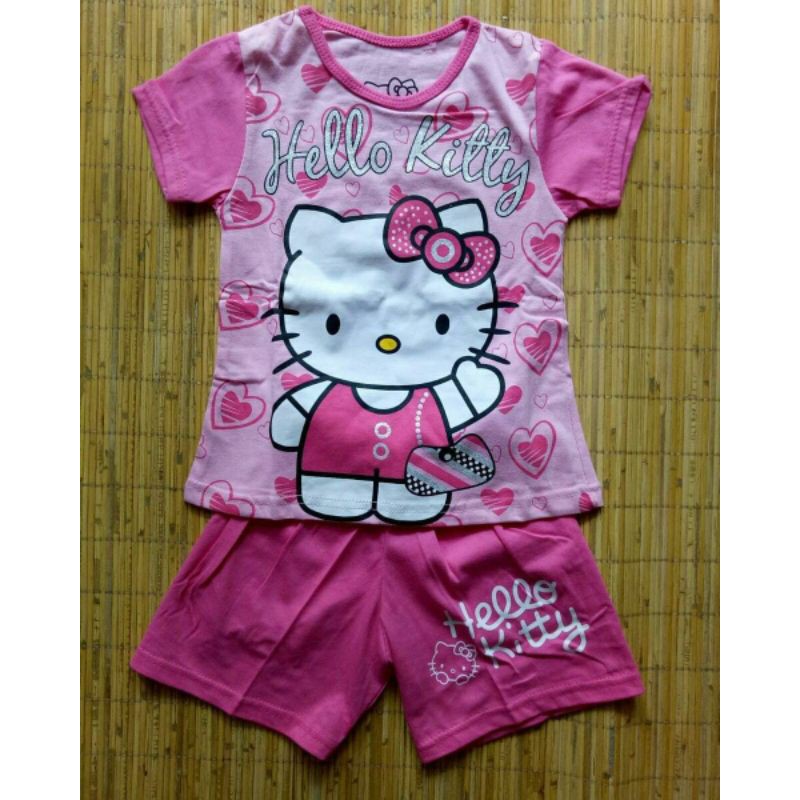 Setelan Hello Kitty