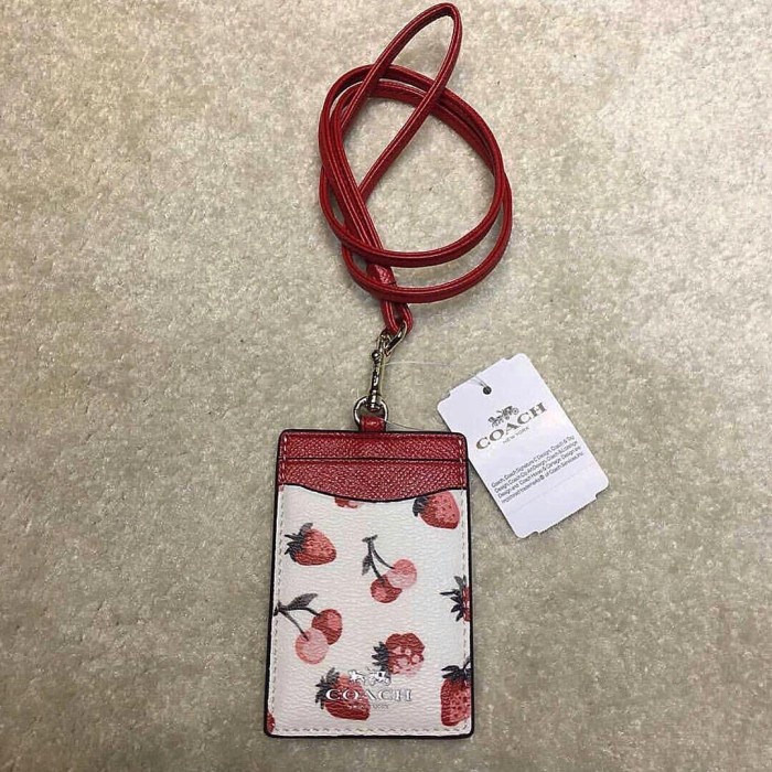 

Lanyard Coach 23679 Strawberry Cherry Dot Lanyard ID Card Case Badge