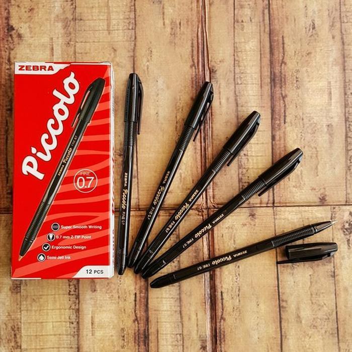 

Promo Pen - Pulpen - Ballpoint Zebra Piccolo Fine 0.7 sparepart Diskon