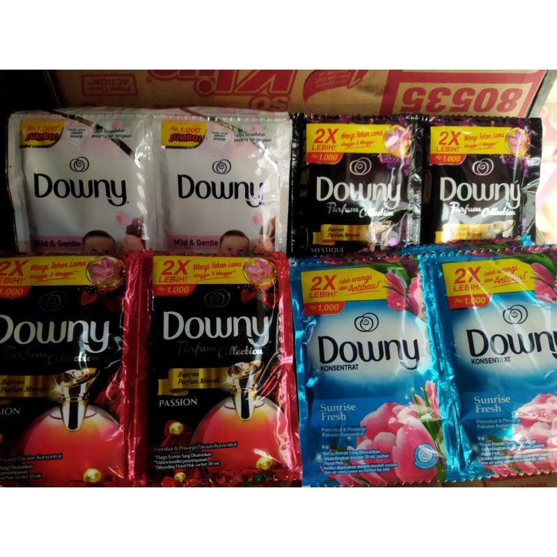 Downy Sachet Aneka Varian  ( 12 × 20ml )