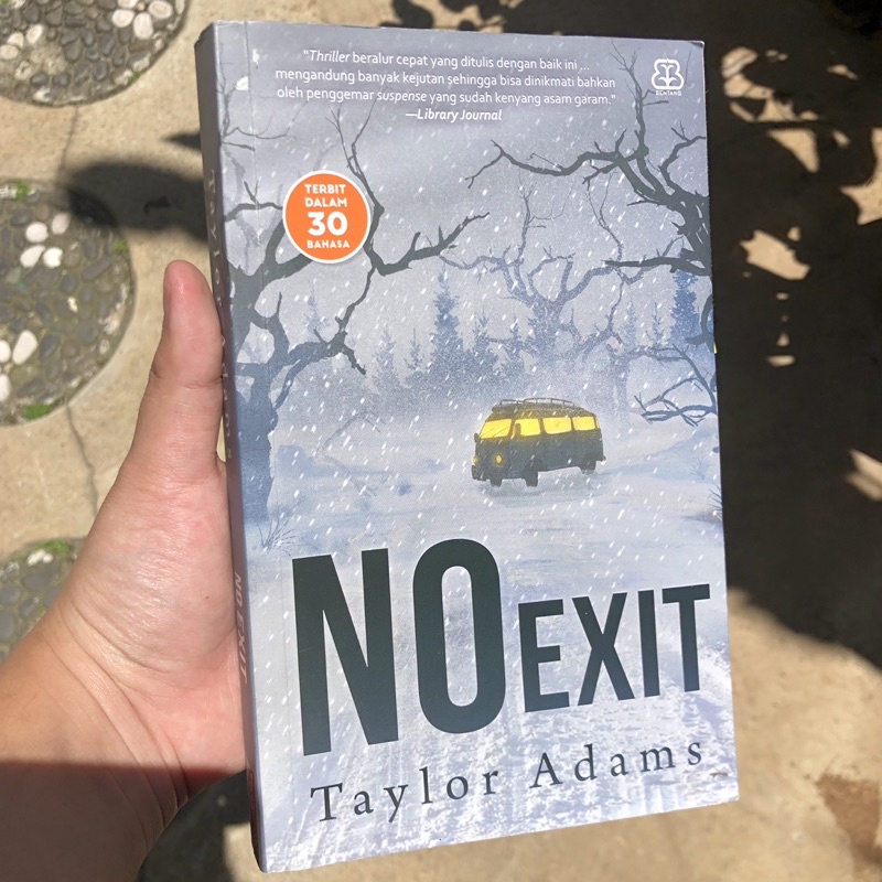 Preloved buku No Exit (taylor adams) Terjemahan Indo ORIGINAL