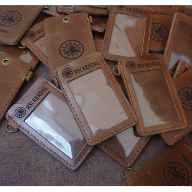 

Name Tag Holder Kulit - Id Card Holder Kulit