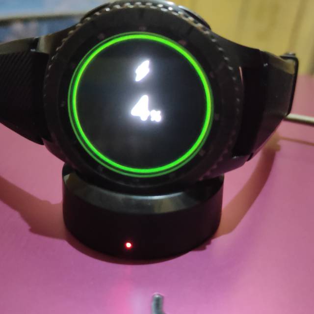 Jam samsung gear S3 frontier bekas
