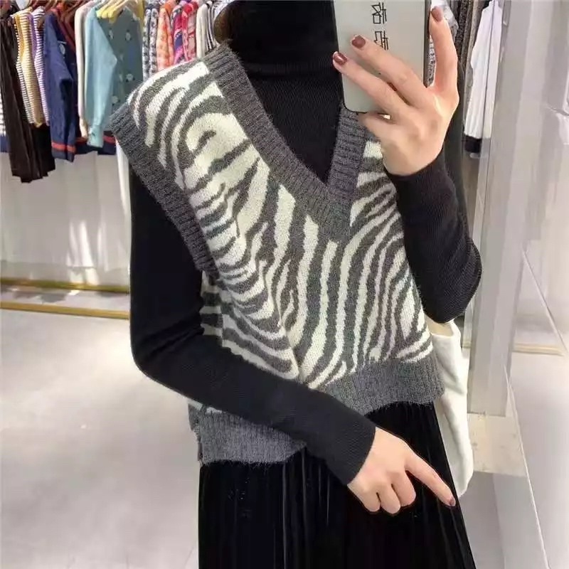 Vest import rompi rajut wanita oversized jumbo zebra hangat knitted rajut korea