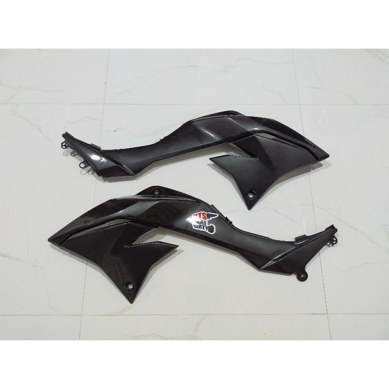 Cover Tangki Sayap Depan DTracker New D-Tracker SE HRV