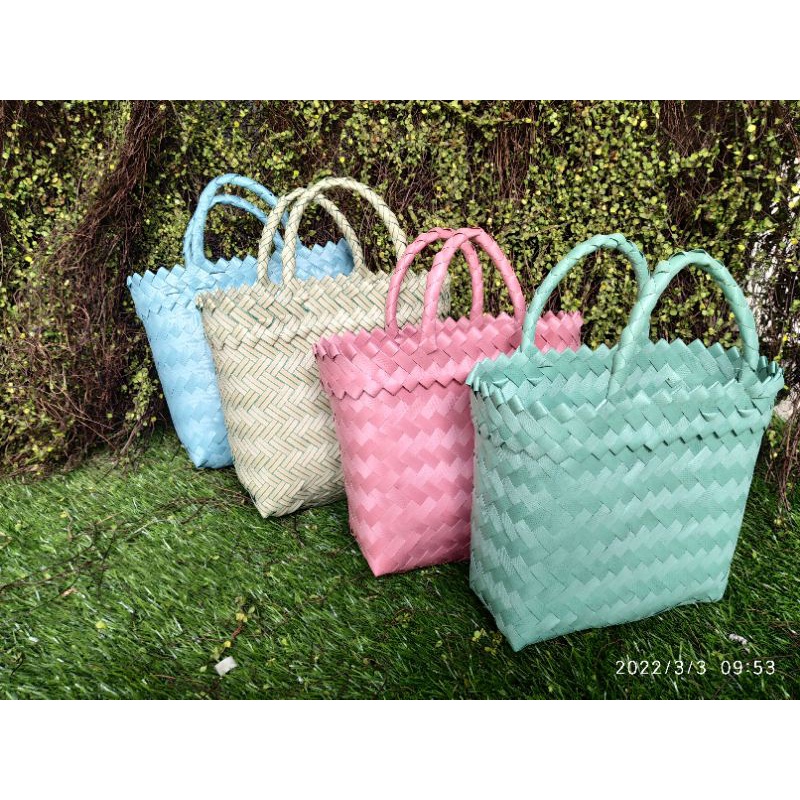 tas anyaman plastik size XS 17x7x17 tas hampers