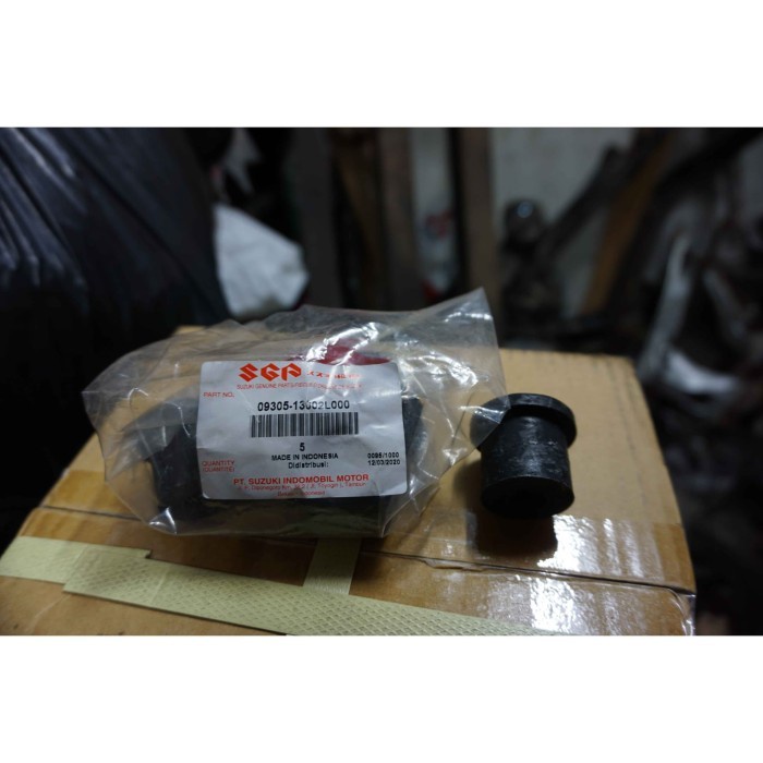 Karet Bushing Suzuki Jimny Carry Futura ASLI SGP!