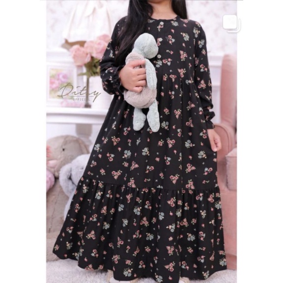 Little cirilla black size 3 || Freebooked || little Ditsy