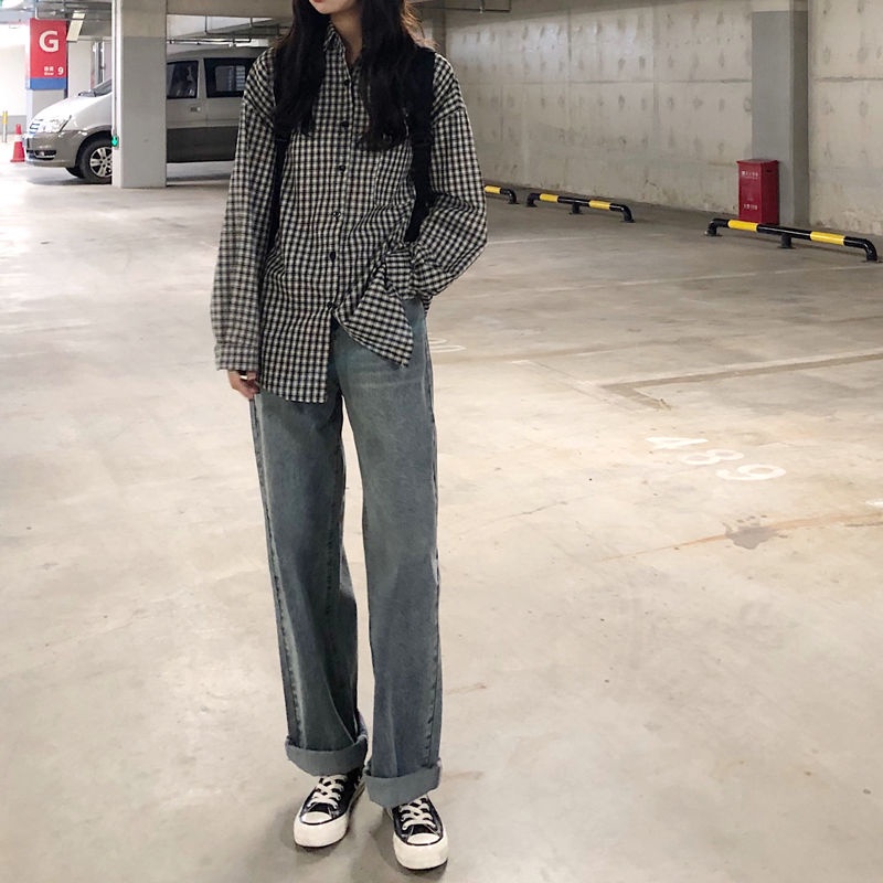 Jeans kaki lebar berkaki lurus gaya Korea yang cocok untuk semua wanita