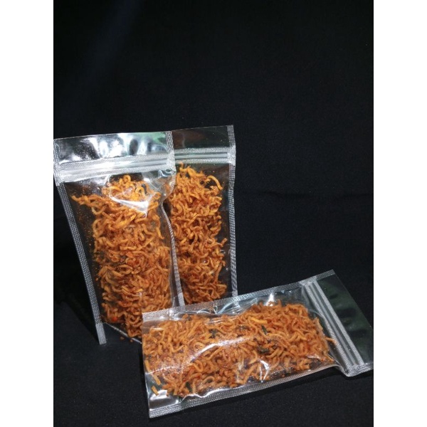 

Mie Kremes pedas daun jeruk