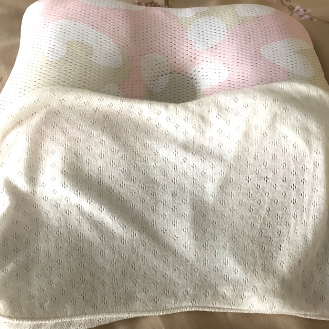 Comfi bantal bayi anti peyang preloved