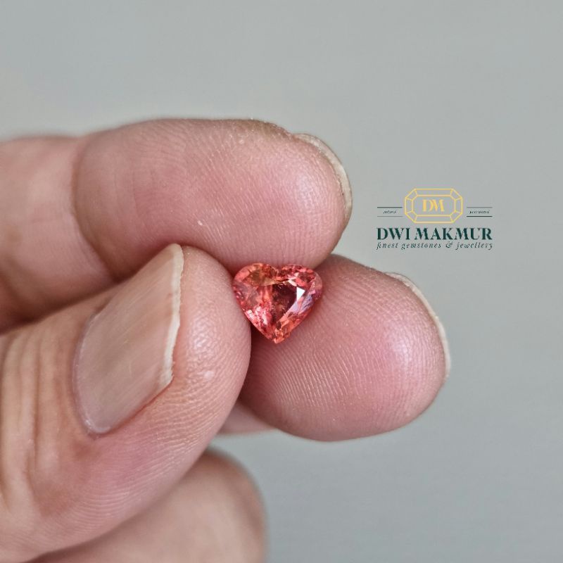 CGL Certified Beauty & Charming,NH 1.50 Cts PADPARADSCHA SAPPHIRE