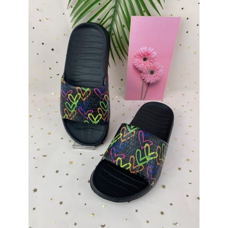 Sandal Stlye Miniso Slop Motif Love