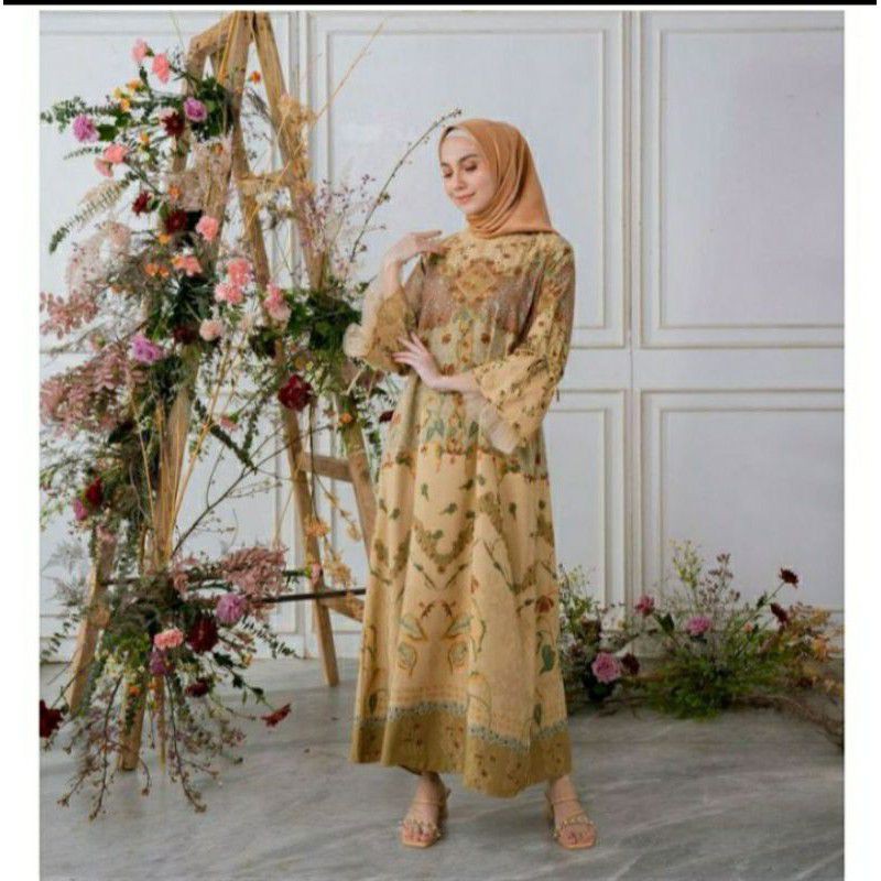 Maharani dress by geulis