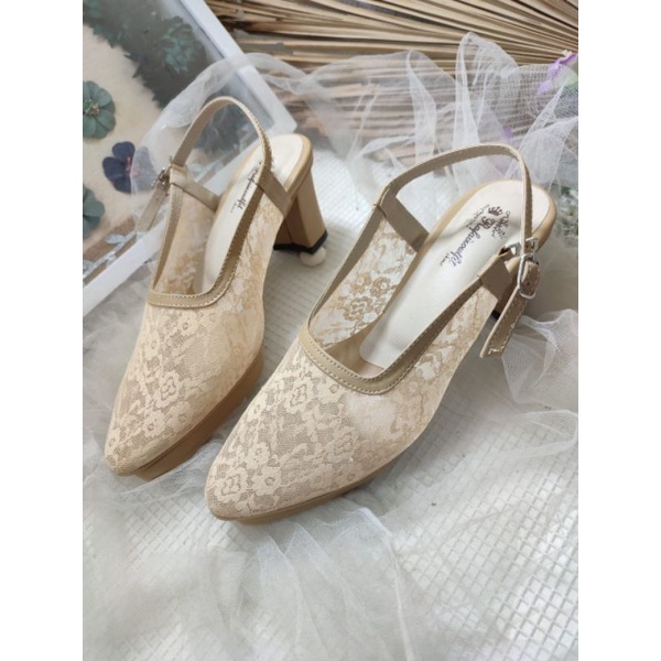 sepatu rafaizoutfit wanita Clarisa nude brukat cream tinggi 7cm tahu