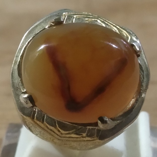 BATU CINCIN AKIK PRIA /WANITA MOTIF HURUF V