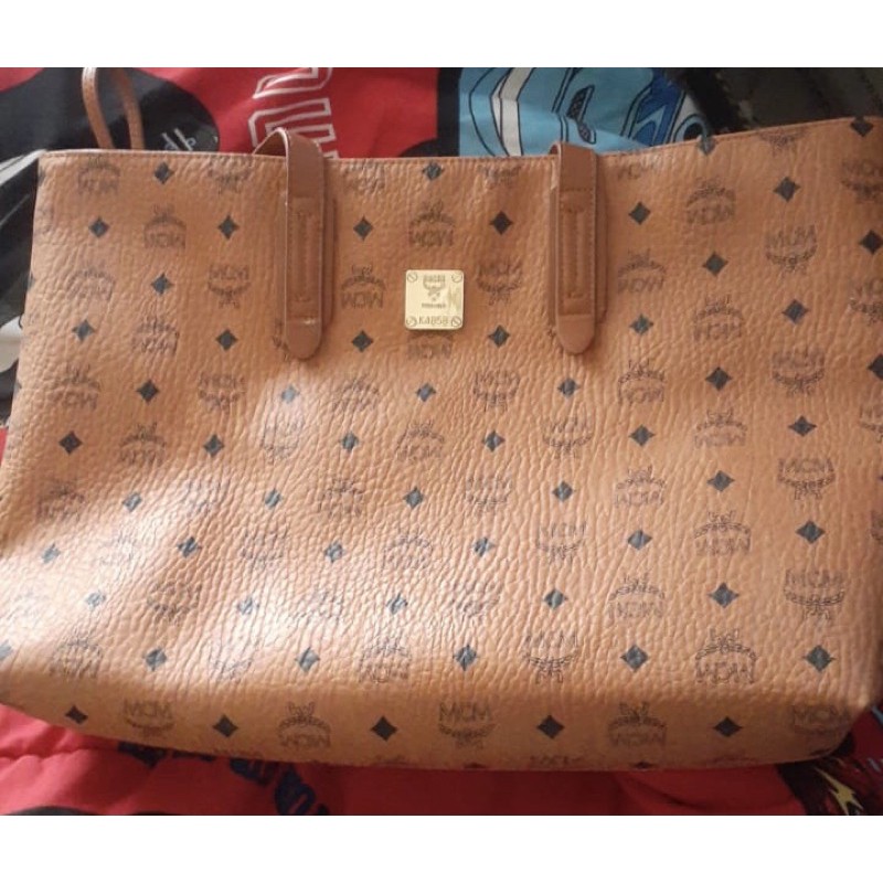 Preloved Totebag mcm nih kaa