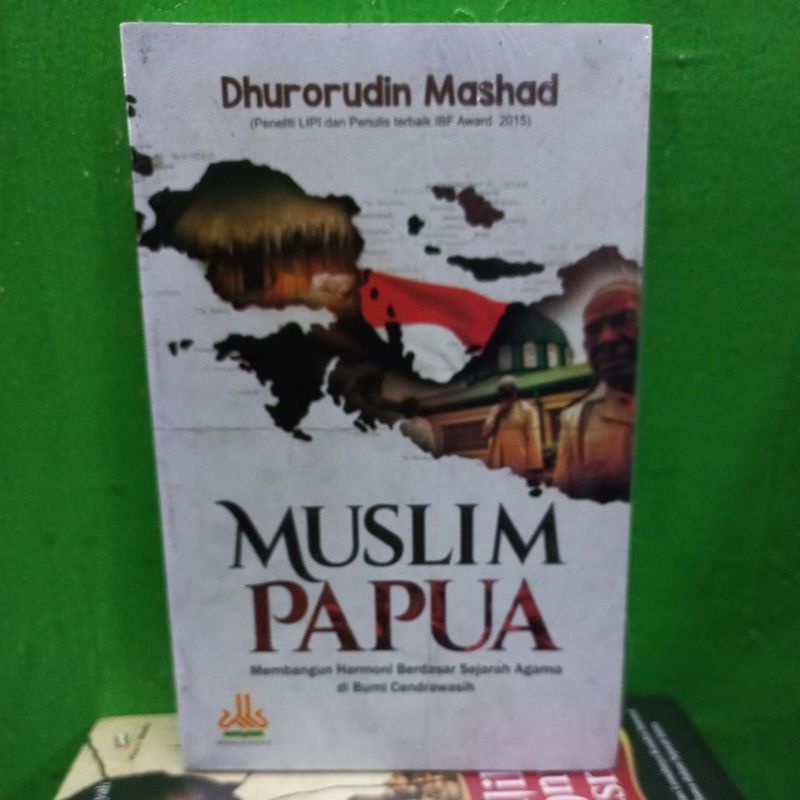 Buku MUSLIM PAPUA