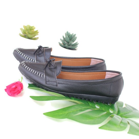 Sepatu Wanita Flat Shoes Lancip Gratica DR 30